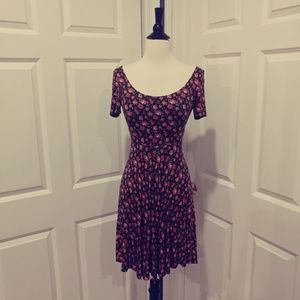 🌸 FLORAL CROSSBACK DRESS 🌸